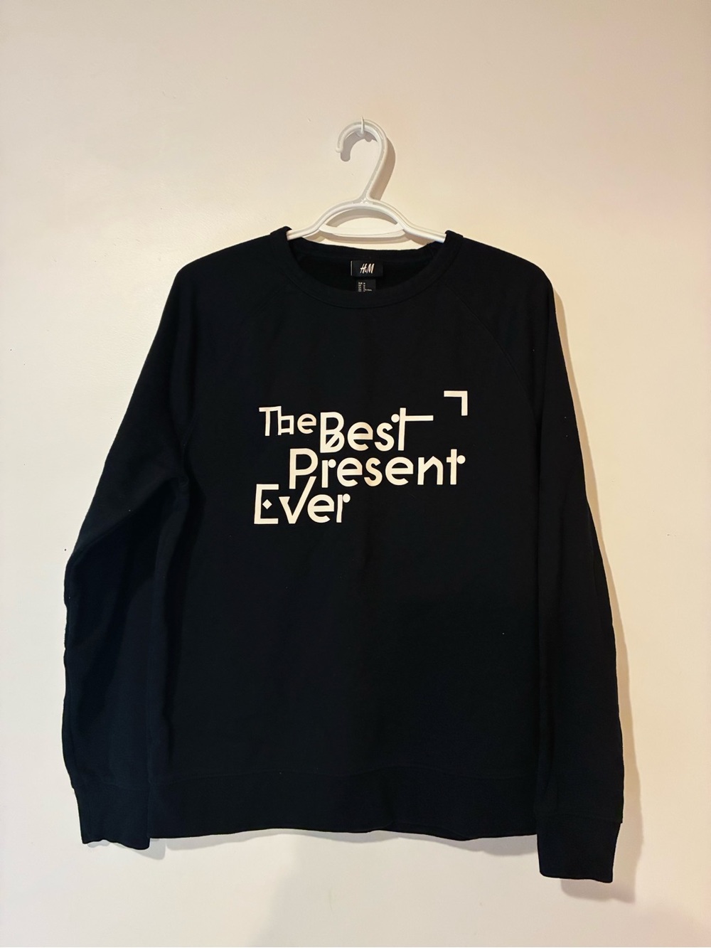 H&M Black Crewneck Sweatshirt